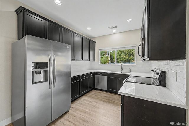 4865 Hahns Peak Drive 104, Loveland, CO 80538