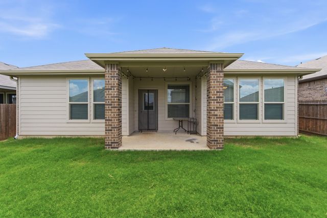 2429 Indian Head Drive, Fort Worth, TX 76177
