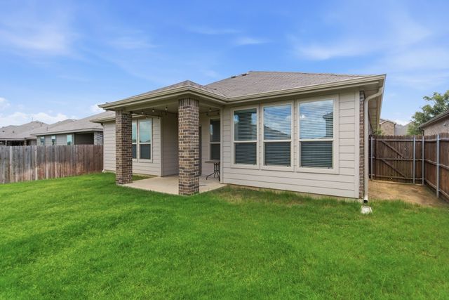 2429 Indian Head Drive, Fort Worth, TX 76177