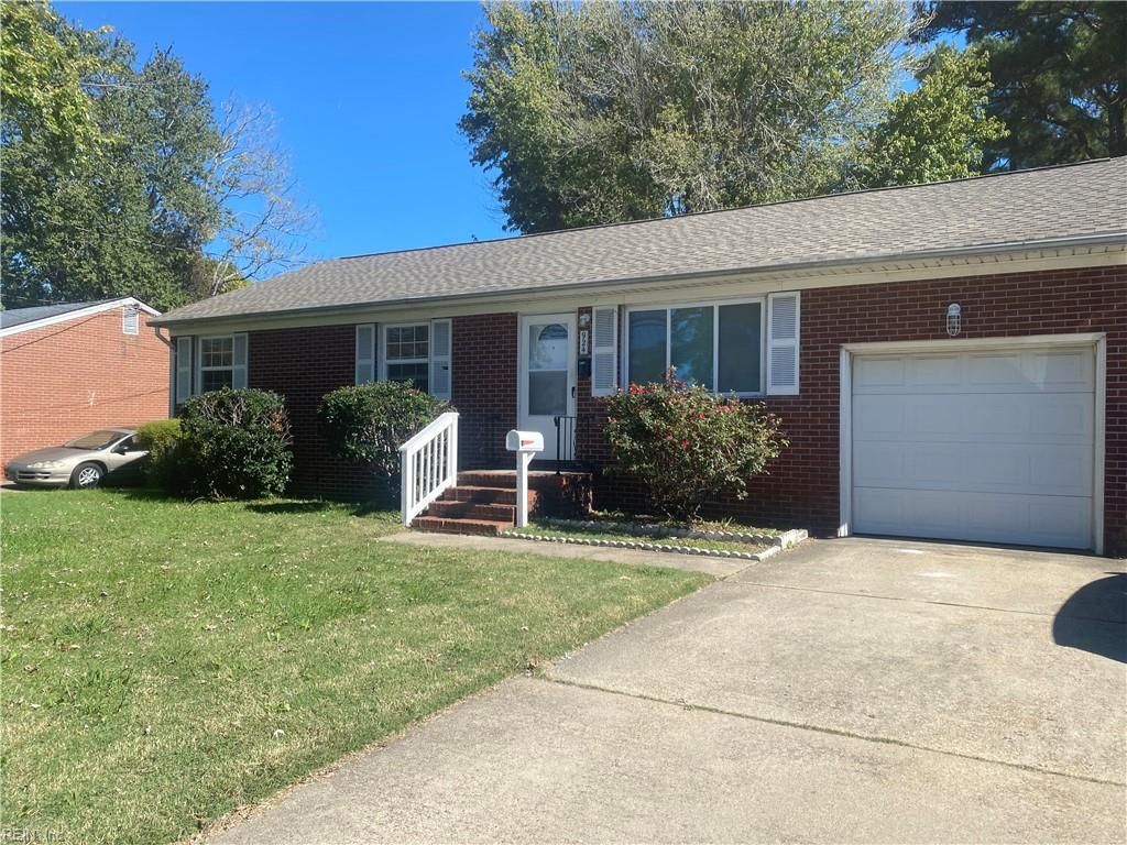 924 Aberdeen RD, Hampton, VA 23666