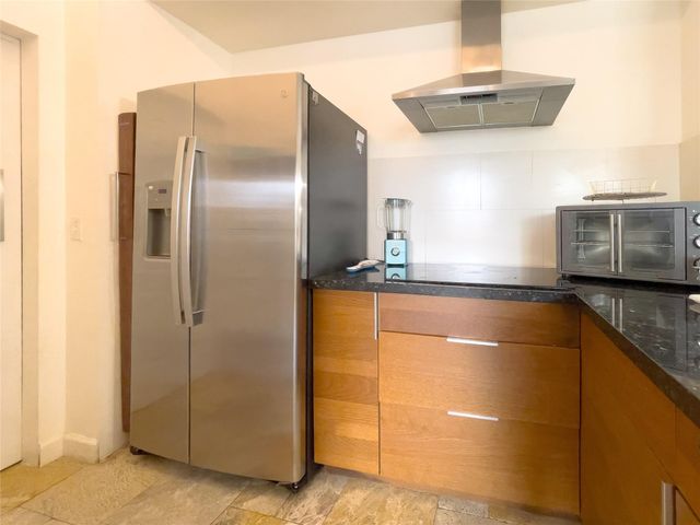 1900 Van Buren Street 118B, Hollywood, FL 33020