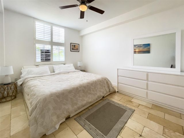 1900 Van Buren Street 118B, Hollywood, FL 33020