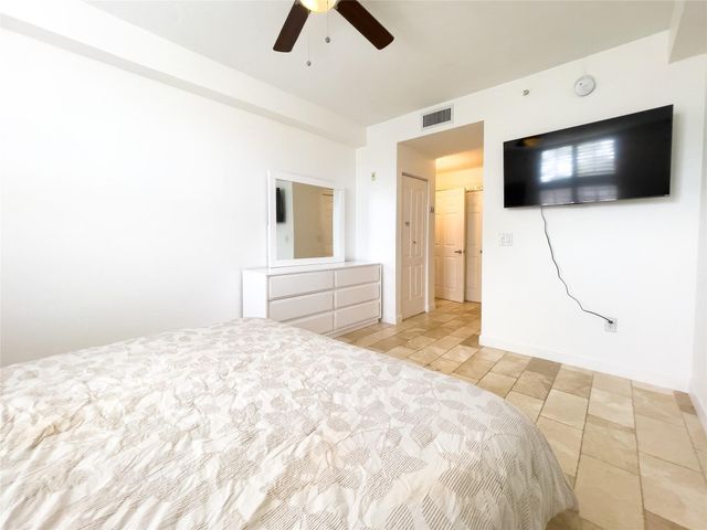 1900 Van Buren Street 118B, Hollywood, FL 33020