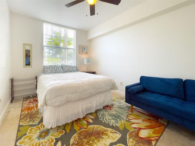 1900 Van Buren Street 118B, Hollywood, FL 33020