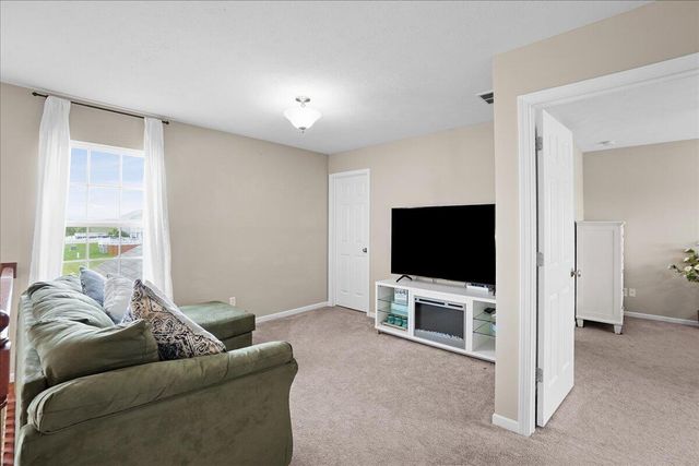 13628 Golden Grove Avenue, Dyer, IN 46311