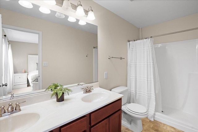 13628 Golden Grove Avenue, Dyer, IN 46311