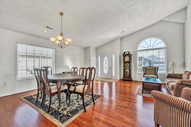 4904 Renee LN, Roanoke, VA 24018