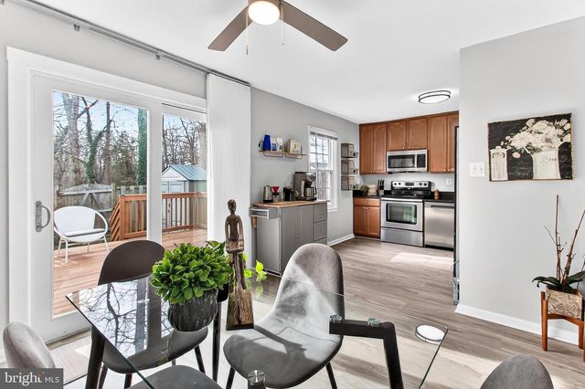 8495 KITCHENER DR, Springfield, VA 22153