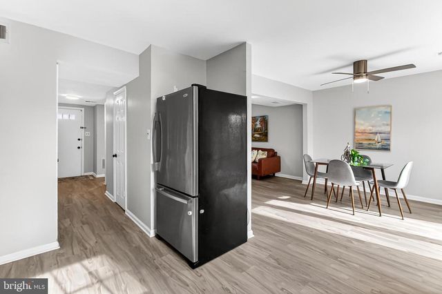 8495 KITCHENER DR, Springfield, VA 22153