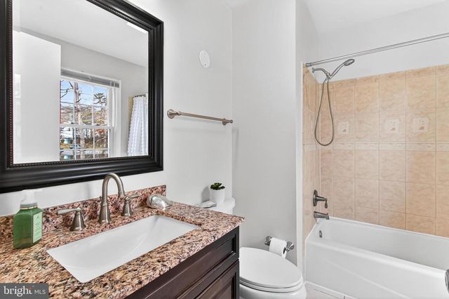 8495 KITCHENER DR, Springfield, VA 22153