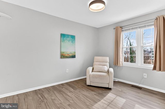 8495 KITCHENER DR, Springfield, VA 22153