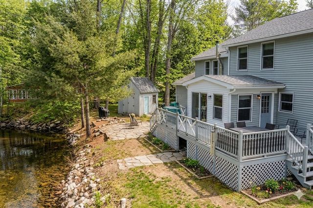 39 Captain Lovewell Lane, Ossipee, NH 03814