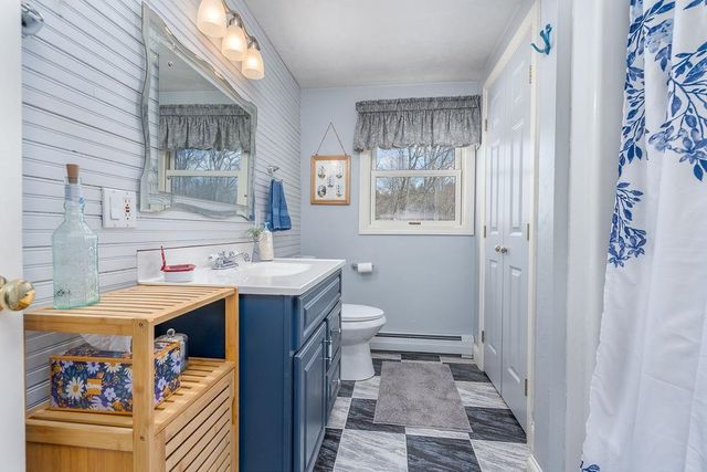 39 Captain Lovewell Lane, Ossipee, NH 03814