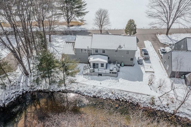 39 Captain Lovewell Lane, Ossipee, NH 03814