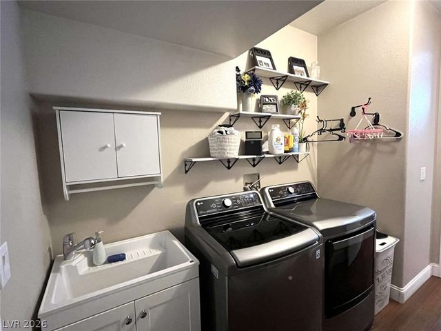 7729 Villa Gabriela Avenue, Las Vegas, NV 89131