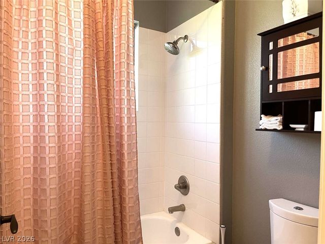 7729 Villa Gabriela Avenue, Las Vegas, NV 89131