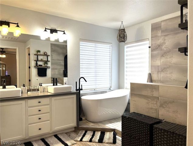 7729 Villa Gabriela Avenue, Las Vegas, NV 89131