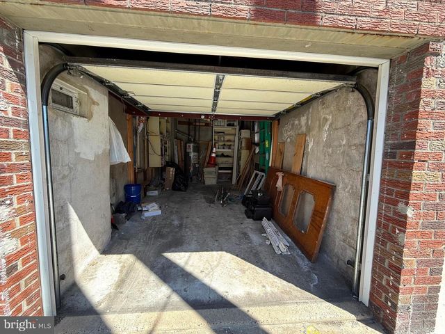 2555 S JESSUP ST, Philadelphia, PA 19148