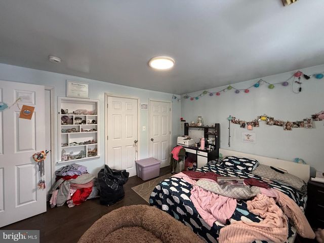 2555 S JESSUP ST, Philadelphia, PA 19148