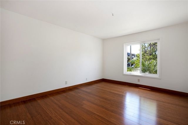 3737 E 2nd 101, Long Beach, CA 90803