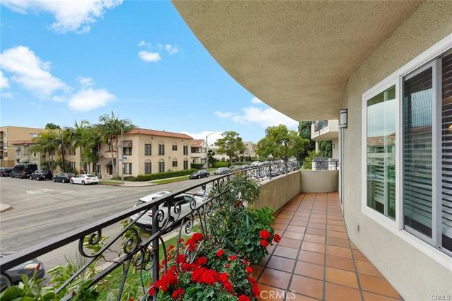 3737 E 2nd 101, Long Beach, CA 90803