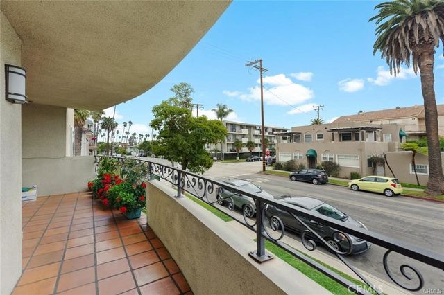 3737 E 2nd 101, Long Beach, CA 90803