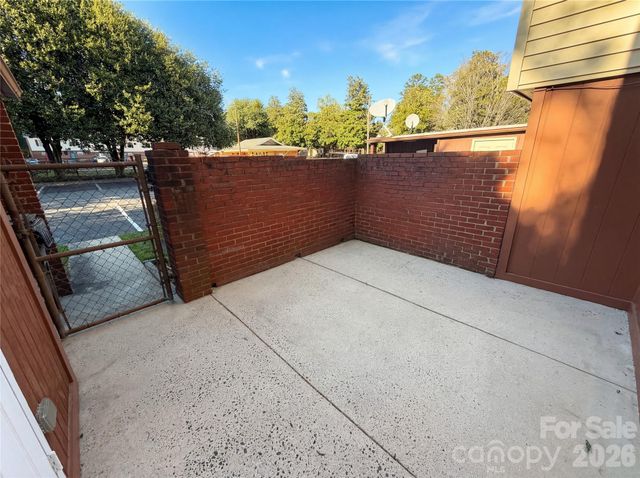 4726 Old Lantern Way, Charlotte, NC 28212