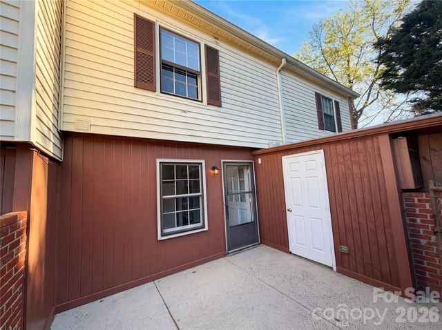 4726 Old Lantern Way, Charlotte, NC 28212