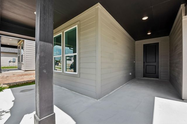 310 Romans RD, Kyle, TX 78640