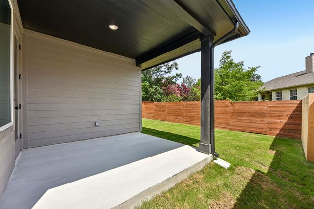 310 Romans RD, Kyle, TX 78640