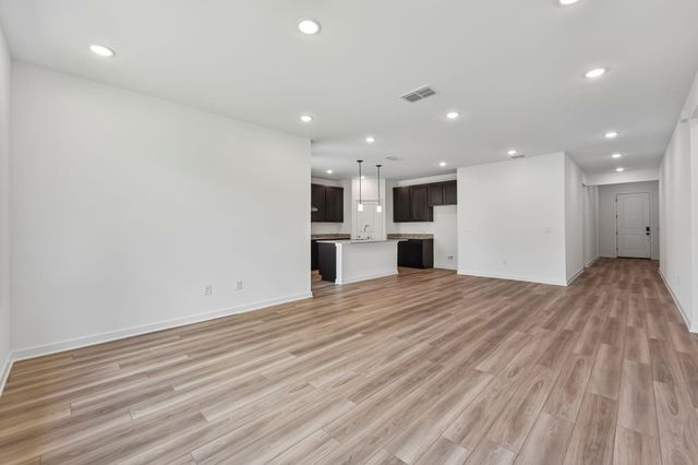 310 Romans RD, Kyle, TX 78640