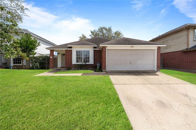 7906 Wolf Dr, Corpus Christi, TX 78414