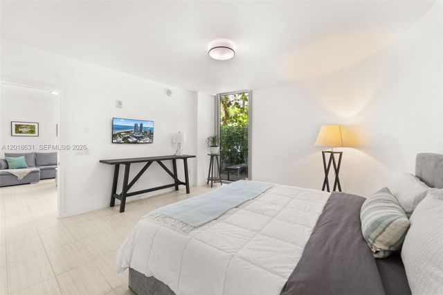 1 Collins Ave 108, Miami Beach, FL 33139