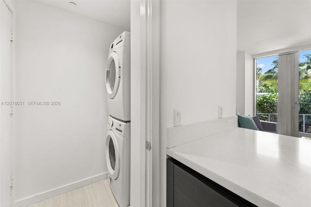 1 Collins Ave 108, Miami Beach, FL 33139