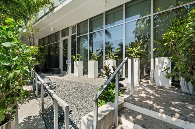 1 Collins Ave 108, Miami Beach, FL 33139