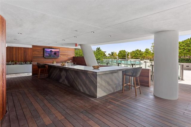 1 Collins Ave 108, Miami Beach, FL 33139