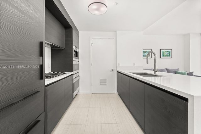 1 Collins Ave 108, Miami Beach, FL 33139