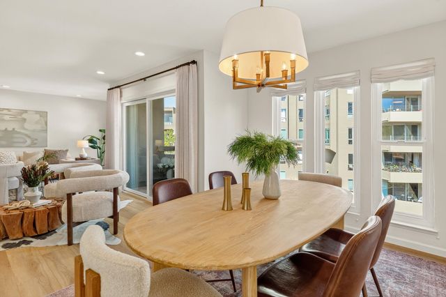 5335 Broadway Ter 301, Oakland, CA 94618