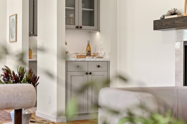 5335 Broadway Ter 301, Oakland, CA 94618