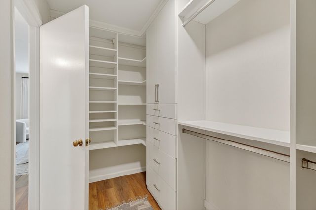 5335 Broadway Ter 301, Oakland, CA 94618