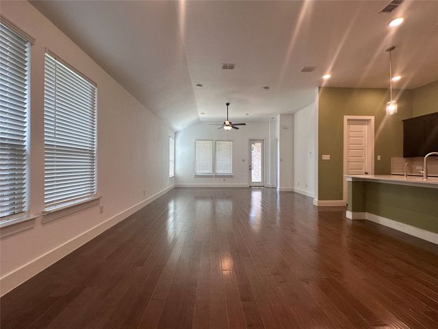 2609 Chevy Chase Drive, Denton, TX 76207