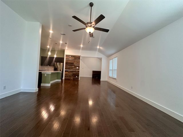 2609 Chevy Chase Drive, Denton, TX 76207