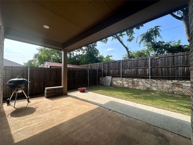 2609 Chevy Chase Drive, Denton, TX 76207