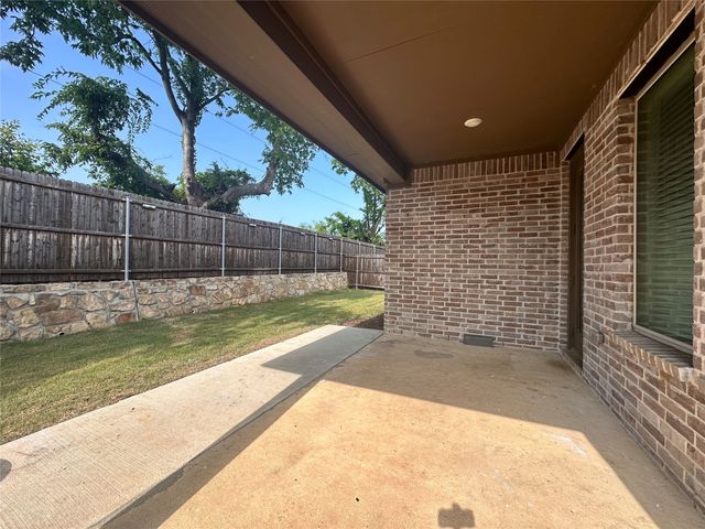 2609 Chevy Chase Drive, Denton, TX 76207