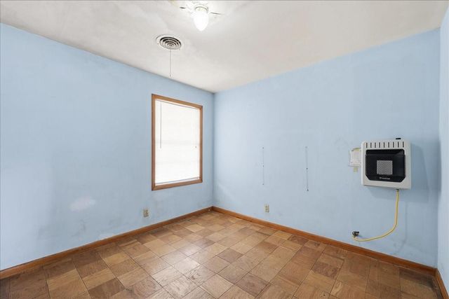 1709 Robin Avenue, Orange, TX 77632