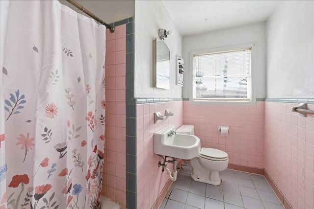 1709 Robin Avenue, Orange, TX 77632