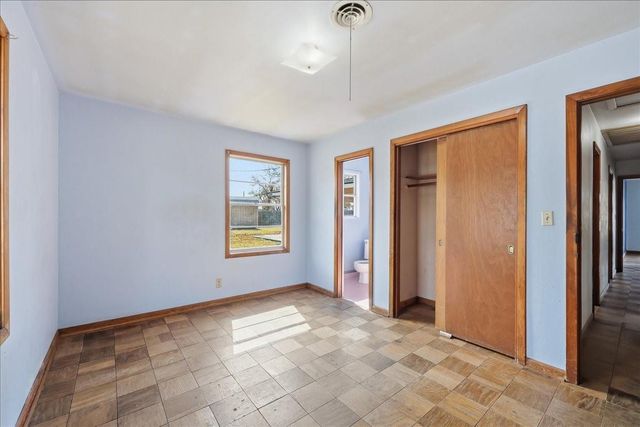 1709 Robin Avenue, Orange, TX 77632