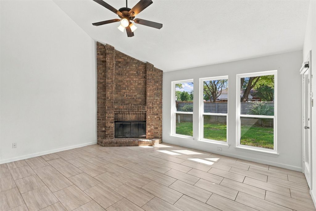 4368 Carolina Street, Grand Prairie, TX 75052 — photo 4