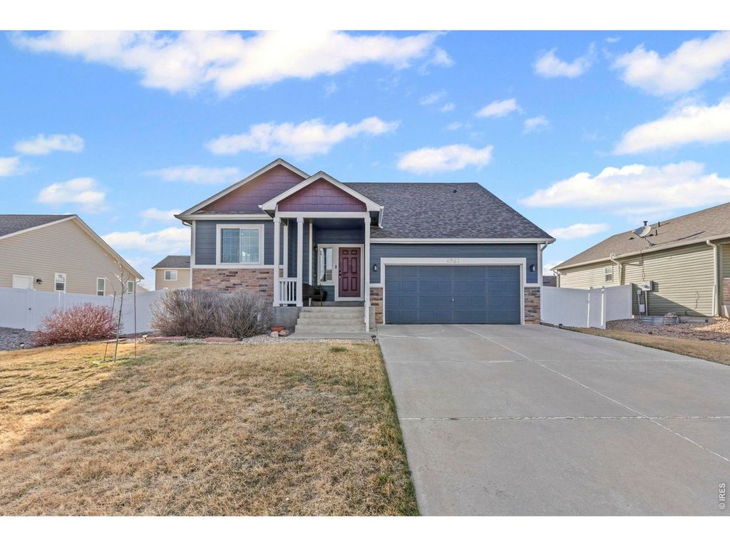 6963 Lee St, Wellington, CO 80549