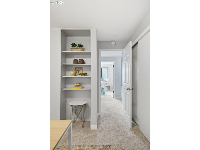 358 CERVANTES Cir, Lake Oswego, OR 97035
